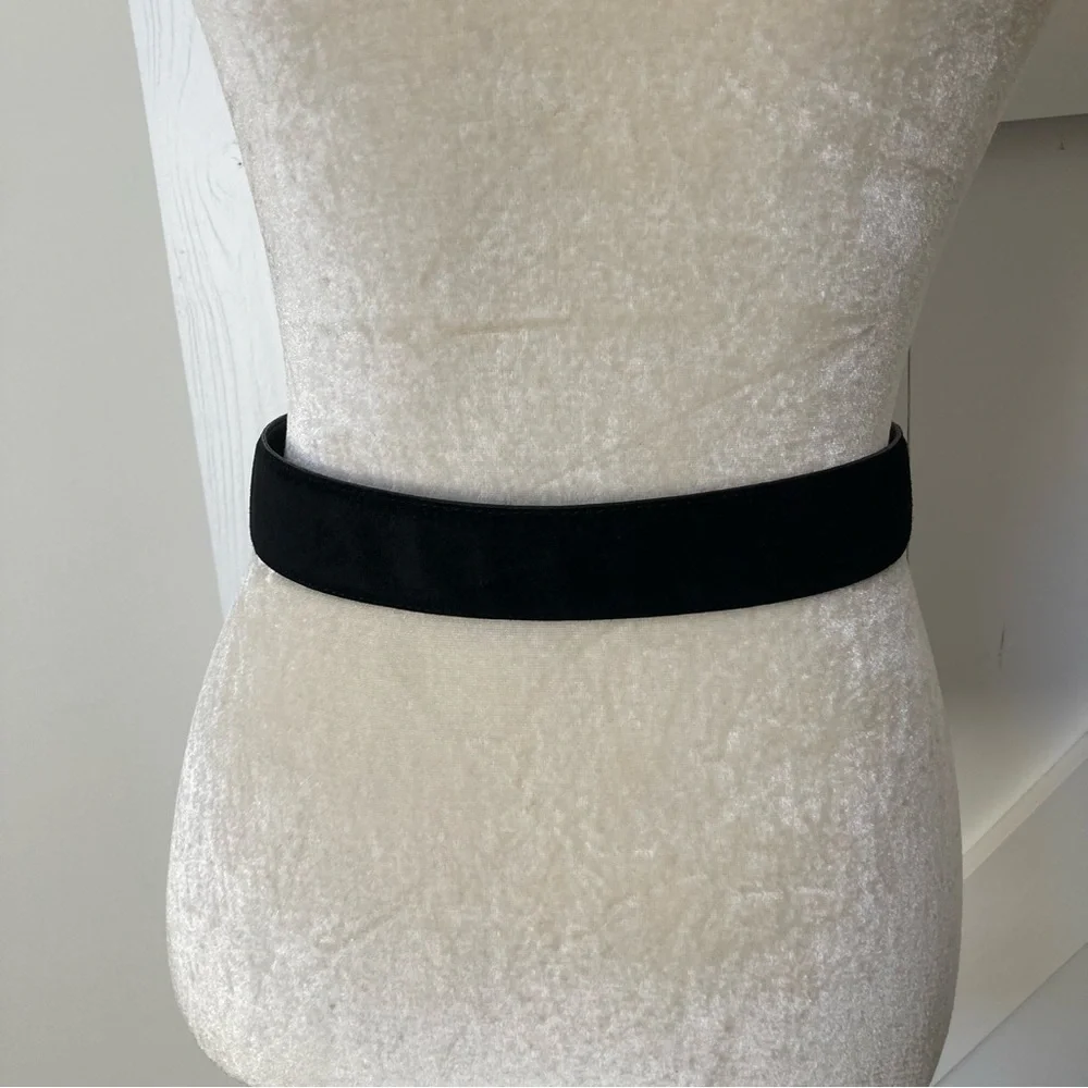 Vintage 90s Architect pig suede belt leather metal hardware quiet luxury 26”-28”